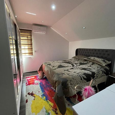 Villa De Luxe Bihac Ngoại thất bức ảnh