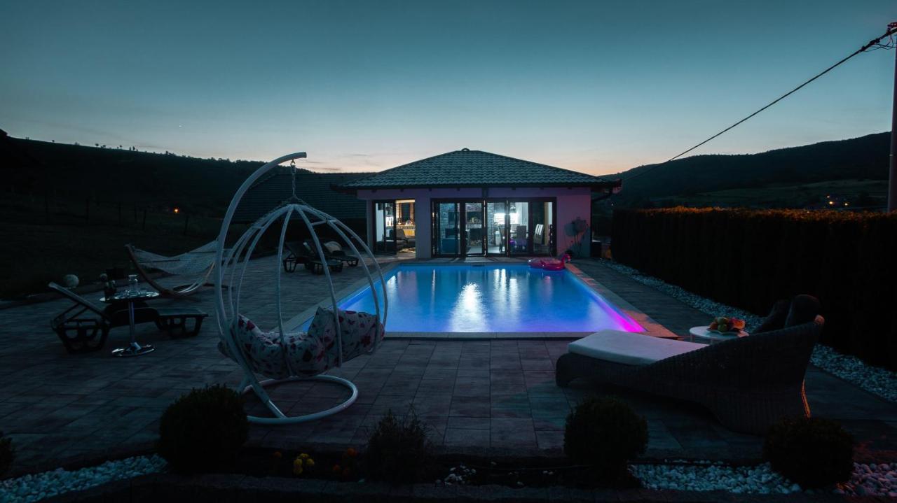 Villa De Luxe Bihac Ngoại thất bức ảnh
