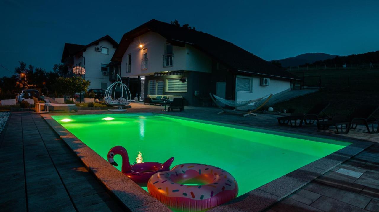Villa De Luxe Bihac Ngoại thất bức ảnh