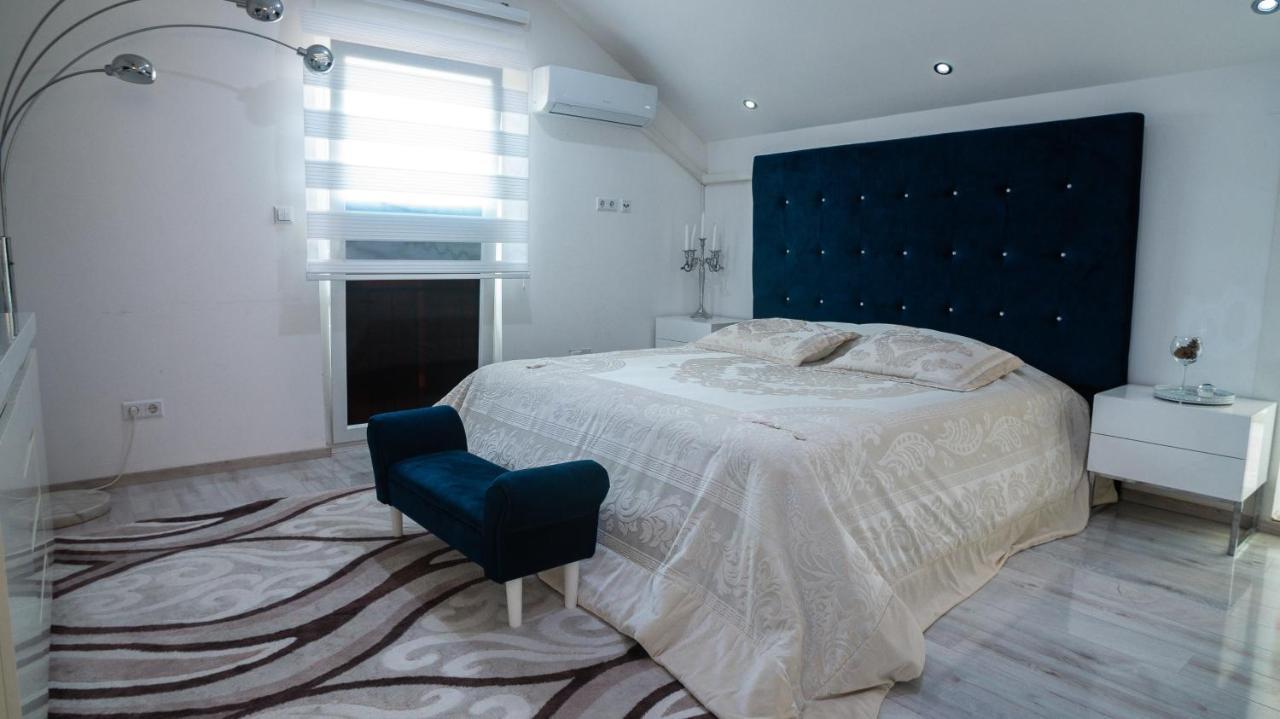 Villa De Luxe Bihac Ngoại thất bức ảnh