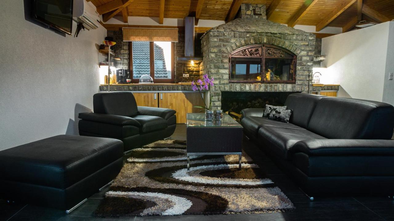 Villa De Luxe Bihac Ngoại thất bức ảnh