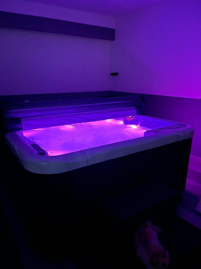 Villa De Luxe Bihac Ngoại thất bức ảnh